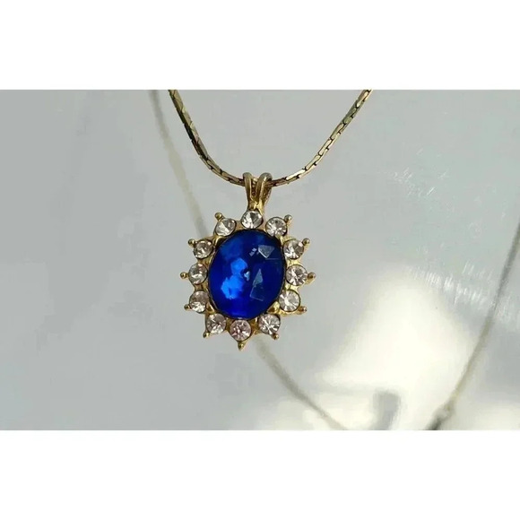 Blue Sapphire Cubic Zirconia Gold Toned Vintage Oval Pendant Necklace - 18" - Picture 7 of 7